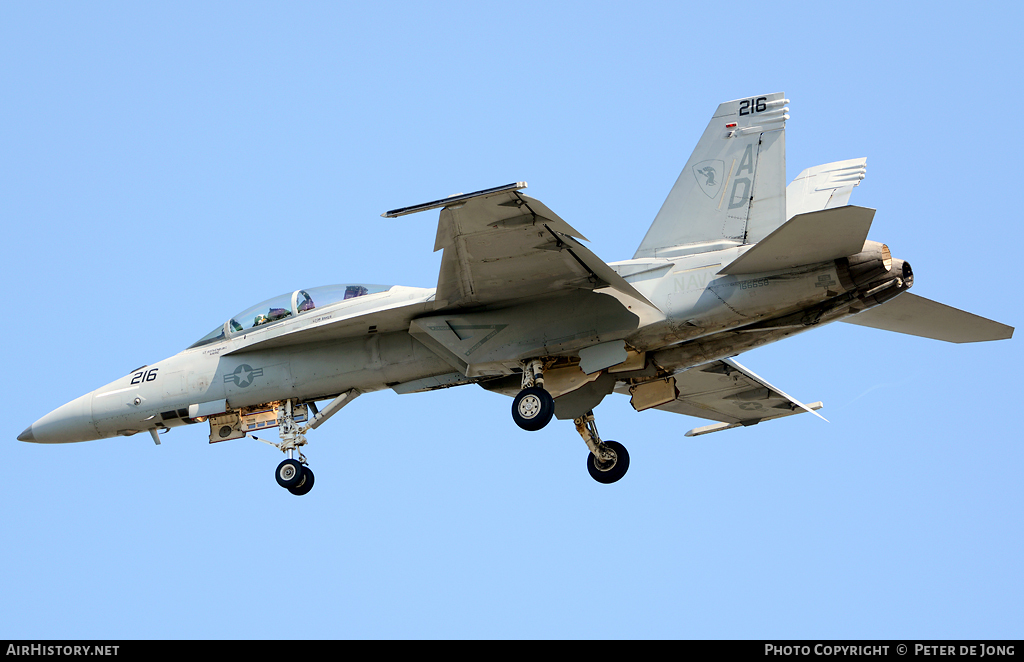 Aircraft Photo of 166658 | Boeing F/A-18F Super Hornet | USA - Navy | AirHistory.net #51914