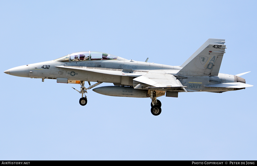 Aircraft Photo of 164046 | McDonnell Douglas F/A-18D Hornet | USA - Navy | AirHistory.net #51932