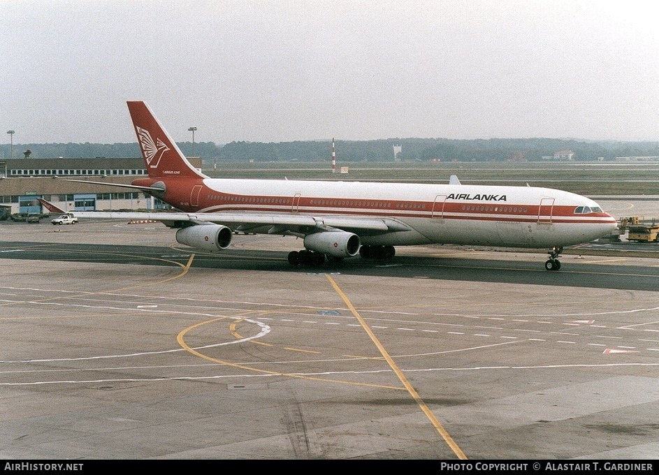 Aircraft Photo of 4R-ADB | Airbus A340-311 | AirLanka | AirHistory.net #52129