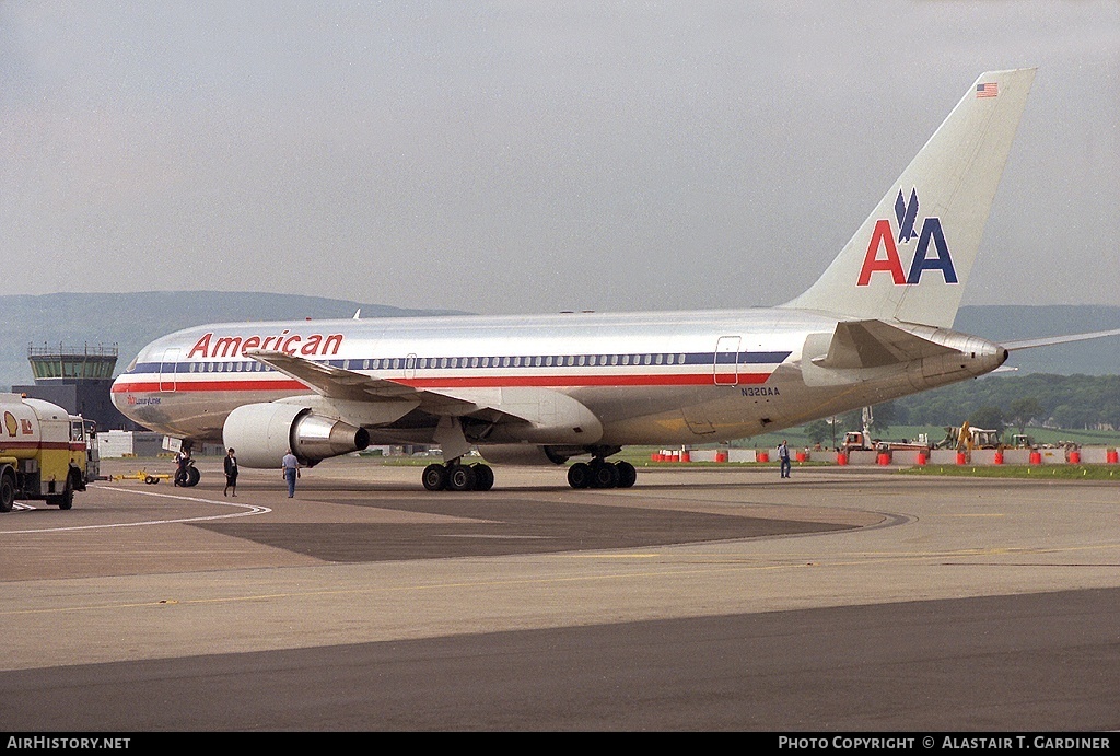 Aircraft Photo of N320AA | Boeing 767-223/ER | American Airlines | AirHistory.net #52139