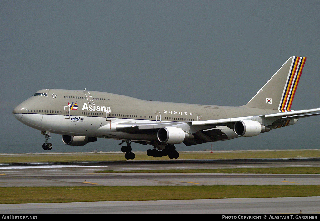 Aircraft Photo of HL7421 | Boeing 747-48EM | Asiana Airlines | AirHistory.net #52147