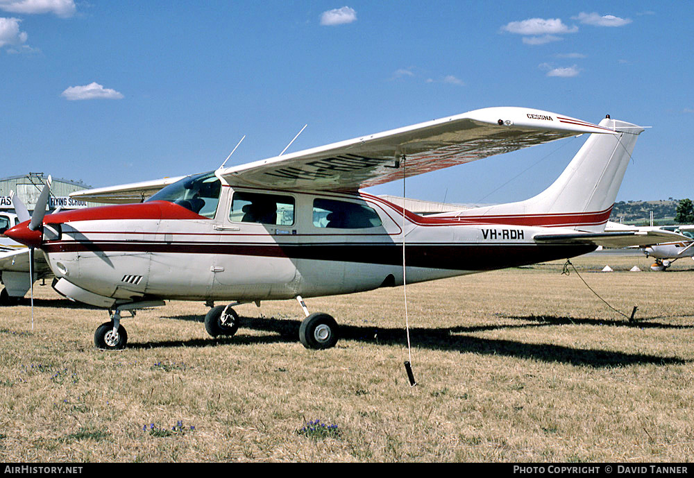 Aircraft Photo of VH-RDH | Cessna 210N Centurion | AirHistory.net #52194