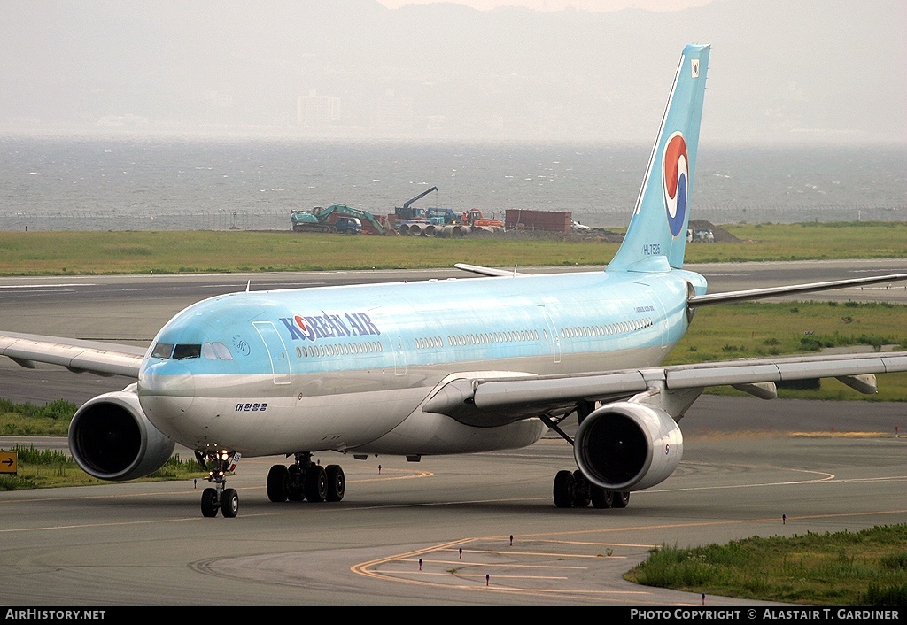 Aircraft Photo of HL7525 | Airbus A330-322 | Korean Air | AirHistory.net #52342