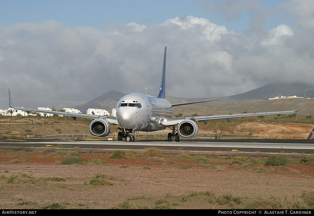 Aircraft Photo of EC-IUC | Boeing 737-86N | Futura International Airways | AirHistory.net #52494