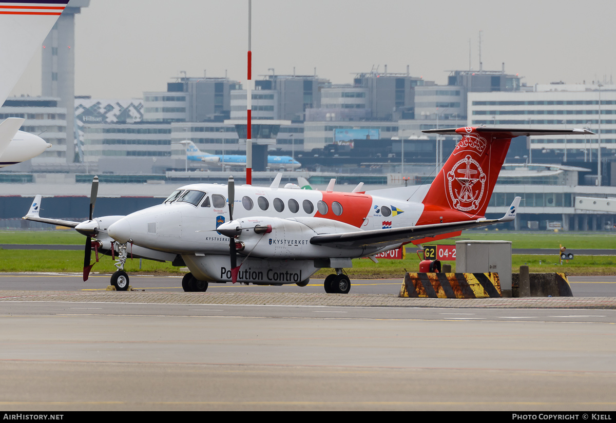 Aircraft Photo of LN-KYV | Hawker Beechcraft 350ER King Air MP (B300) | Kystverket | AirHistory.net #52504