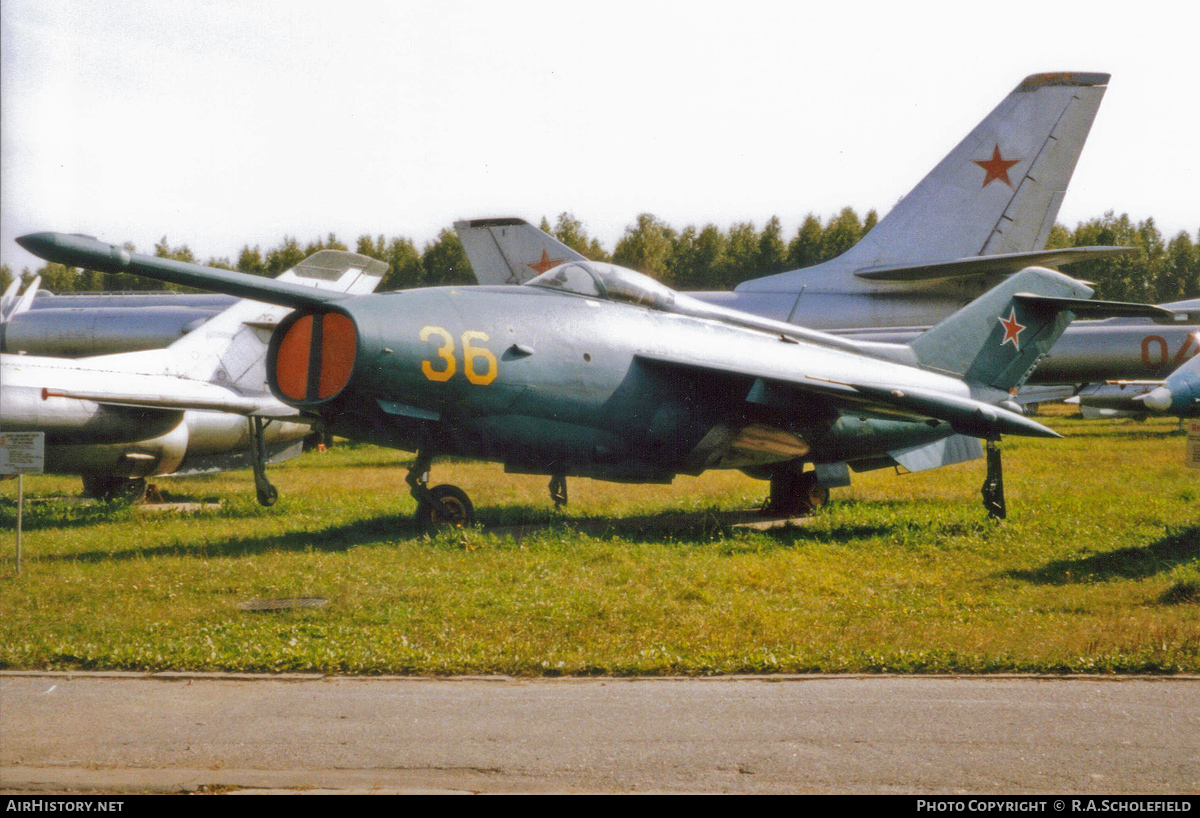 Aircraft Photo of 36 yellow | Yakovlev Yak-36 | Soviet Union - Air Force | AirHistory.net #52508