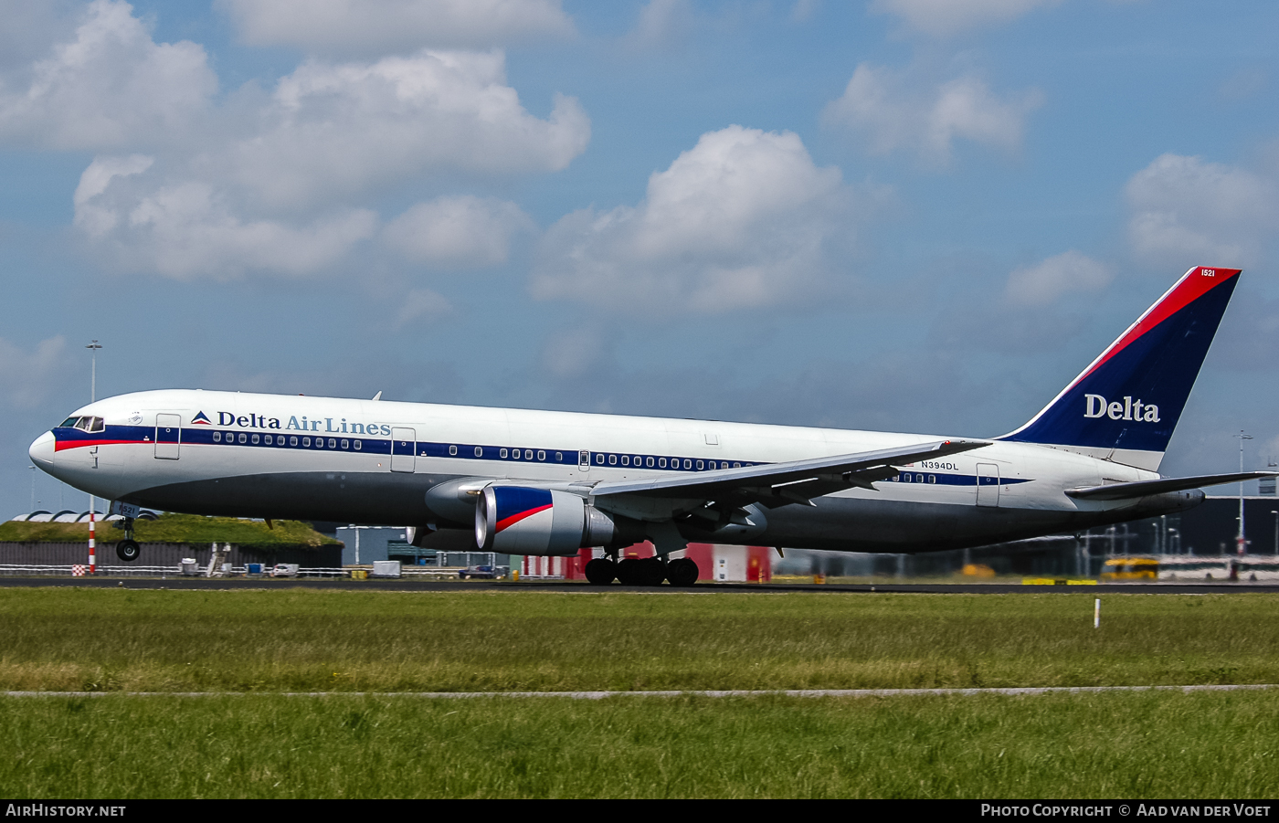 Aircraft Photo of N394DL | Boeing 767-324/ER | Delta Air Lines | AirHistory.net #52528