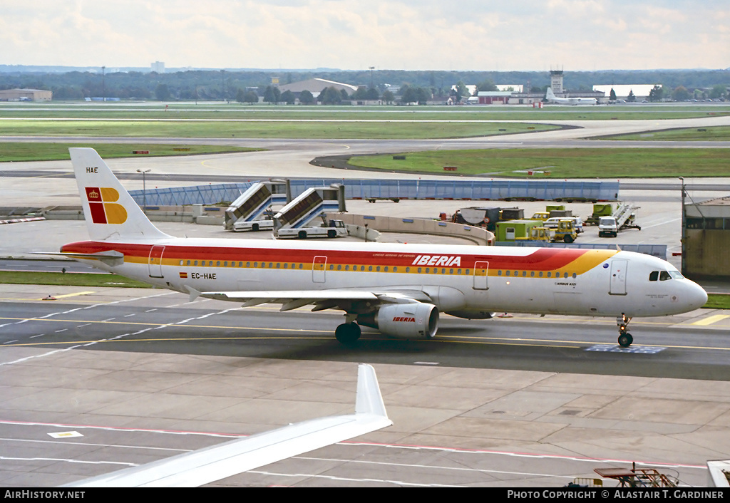 Aircraft Photo of EC-HAE | Airbus A321-211 | Iberia | AirHistory.net #52550