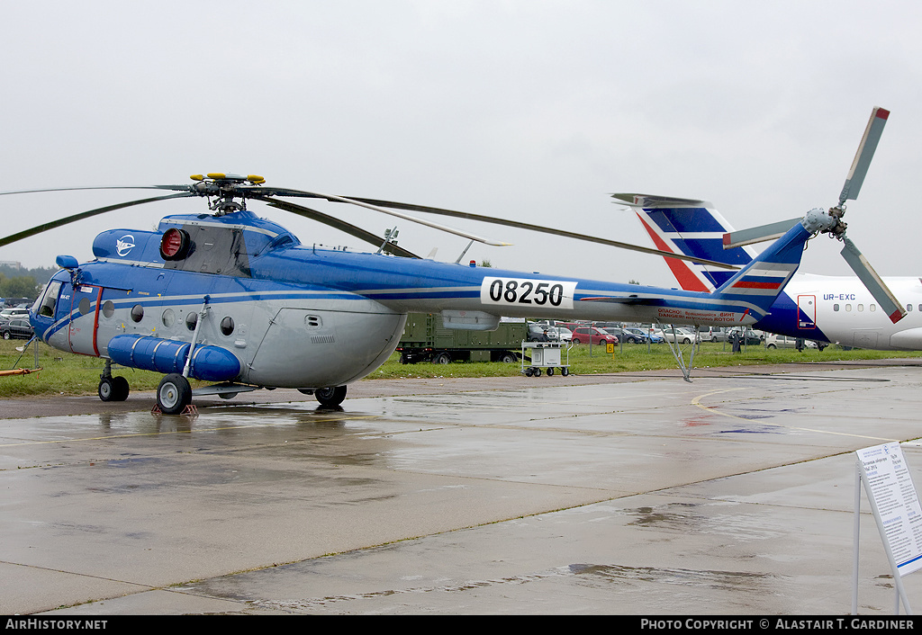Aircraft Photo of 08250 | Mil Mi-8T LL | Gromov Flight Research Institute | AirHistory.net #52559