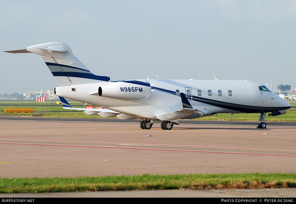 Aircraft Photo of N985FM | Bombardier Challenger 300 (BD-100-1A10) | AirHistory.net #52572