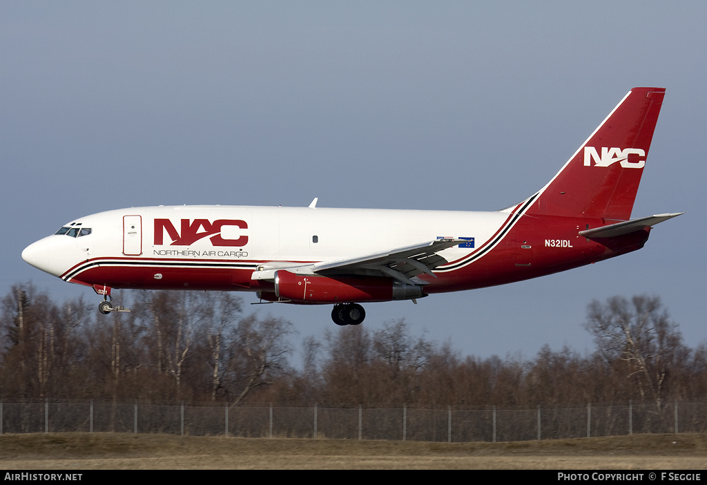 Aircraft Photo of N321DL | Boeing 737-232/Adv | Northern Air Cargo - NAC | AirHistory.net #52677