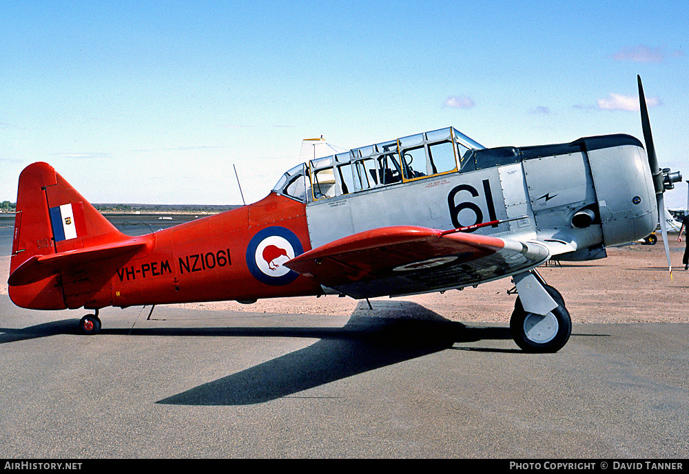 Aircraft Photo of VH-PEM / NZ1061 | North American AT-6D Harvard III | New Zealand - Air Force | AirHistory.net #52781