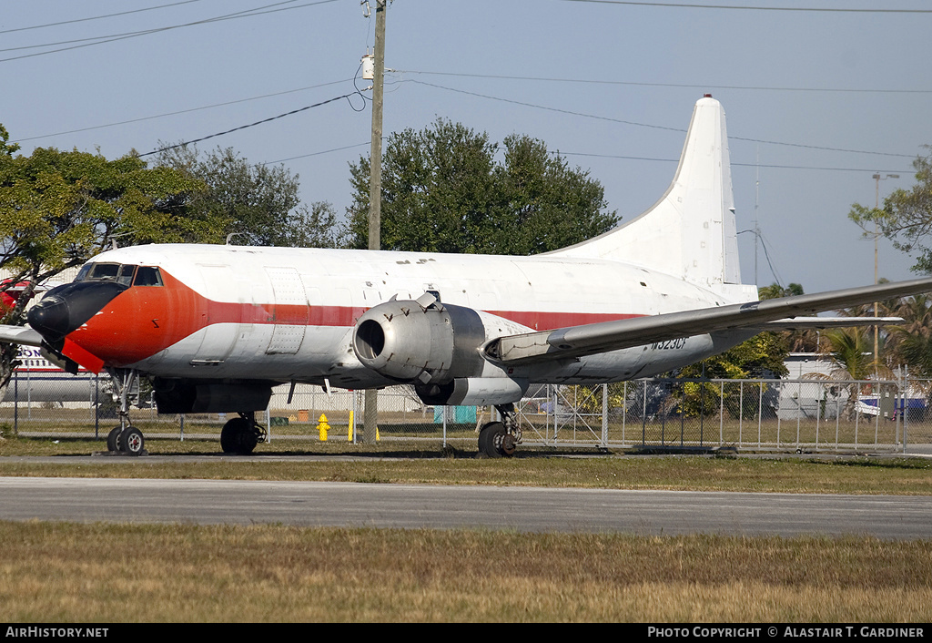 Aircraft Photo of N323CF | Convair 440-75 Metropolitan | AirHistory.net #52790