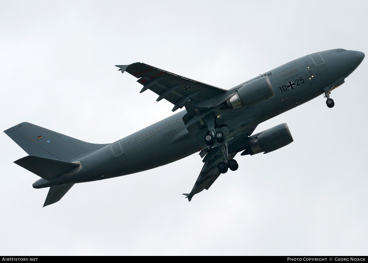 Aircraft Photo of 1025 | Airbus A310-304/MRTT | Germany - Air Force | AirHistory.net #52837