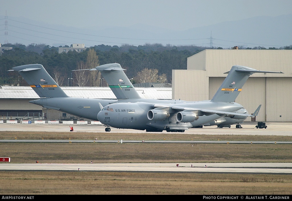 Aircraft Photo of 02-1099 / 21099 | Boeing C-17A Globemaster III | USA - Air Force | AirHistory.net #52864