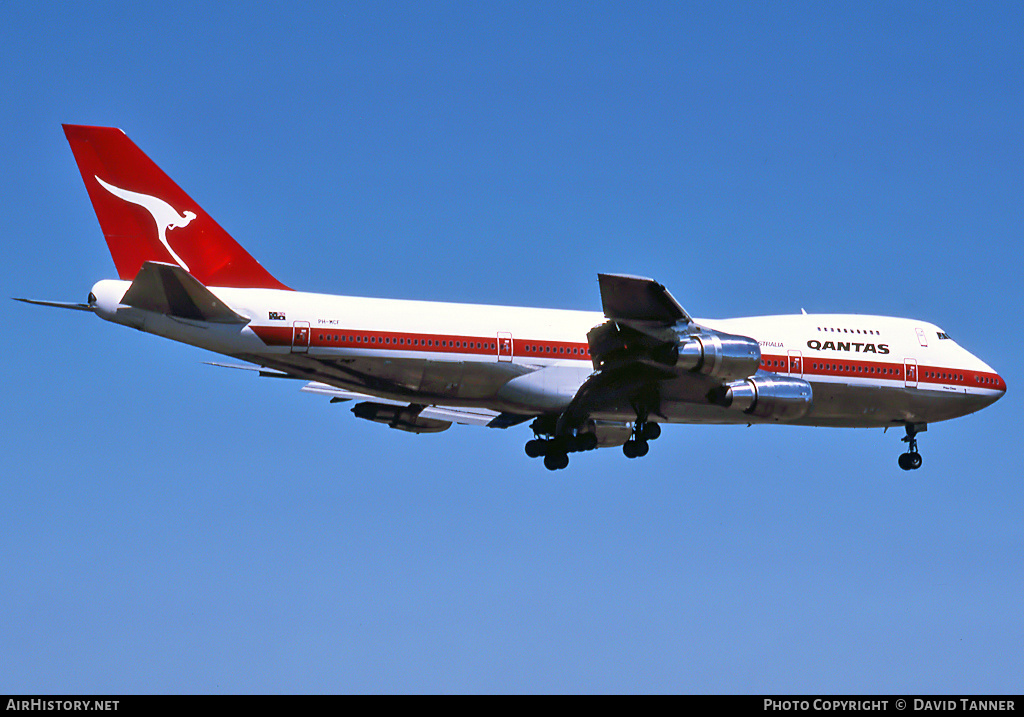 Aircraft Photo of PH-MCF | Boeing 747-21AC/SCD | Qantas | AirHistory.net #53033