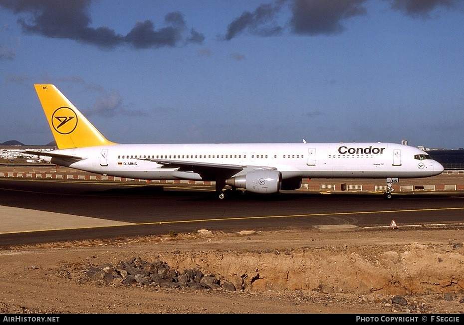 Aircraft Photo of D-ABNS | Boeing 757-230 | Condor Flugdienst | AirHistory.net #53057