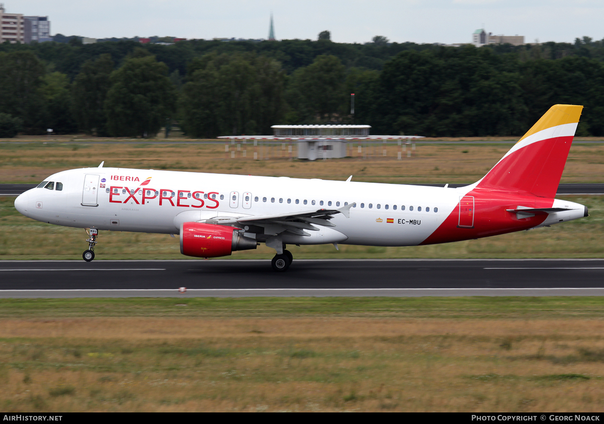 Aircraft Photo of EC-MBU | Airbus A320-214 | Iberia Express | AirHistory.net #53097