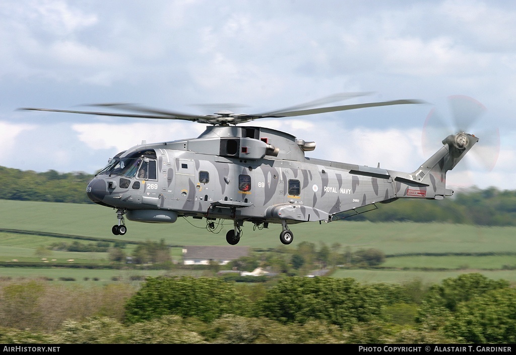 Aircraft Photo of ZH860 | EHI EH101-111 Merlin HM1 | UK - Navy | AirHistory.net #53116