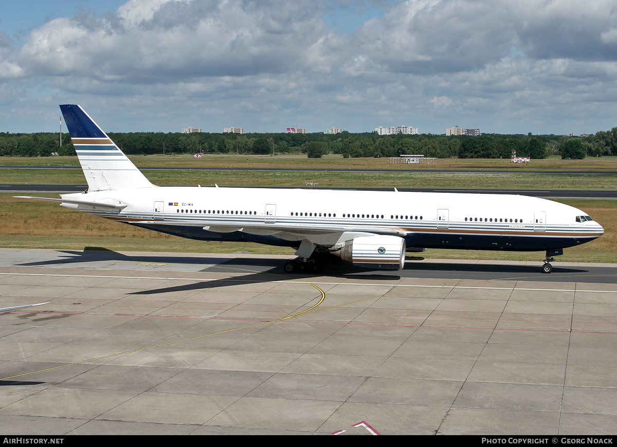 Aircraft Photo of EC-MIA | Boeing 777-28E/ER | Privilege Style | AirHistory.net #53137