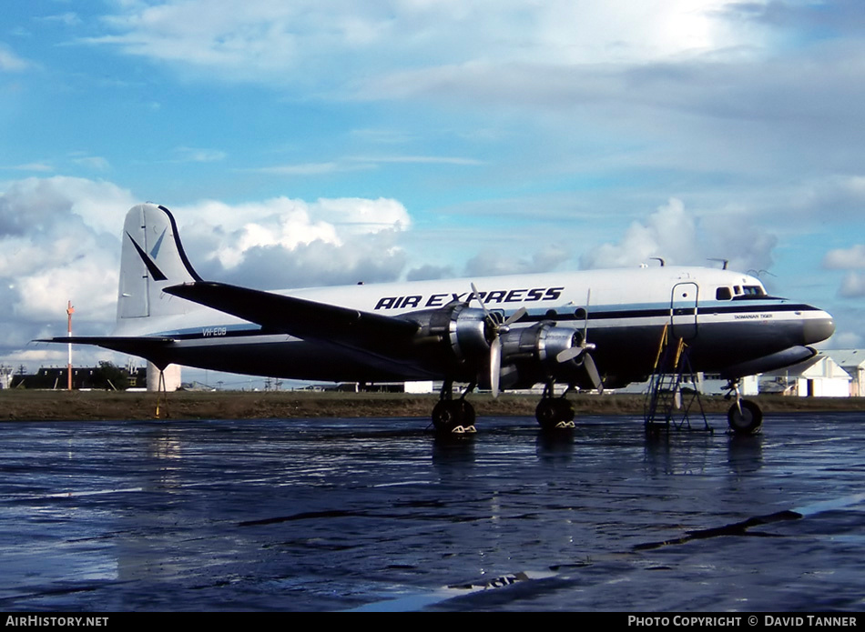 Aircraft Photo of VH-EDB | Douglas C-54A Skymaster | Air Express | AirHistory.net #53142