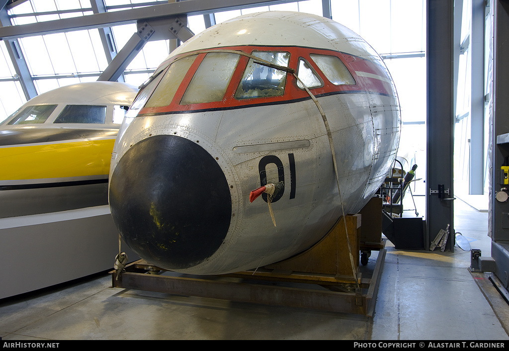 Aircraft Photo of 5301 | De Havilland D.H. 106 Comet 1XB | Canada - Air Force | AirHistory.net #53320