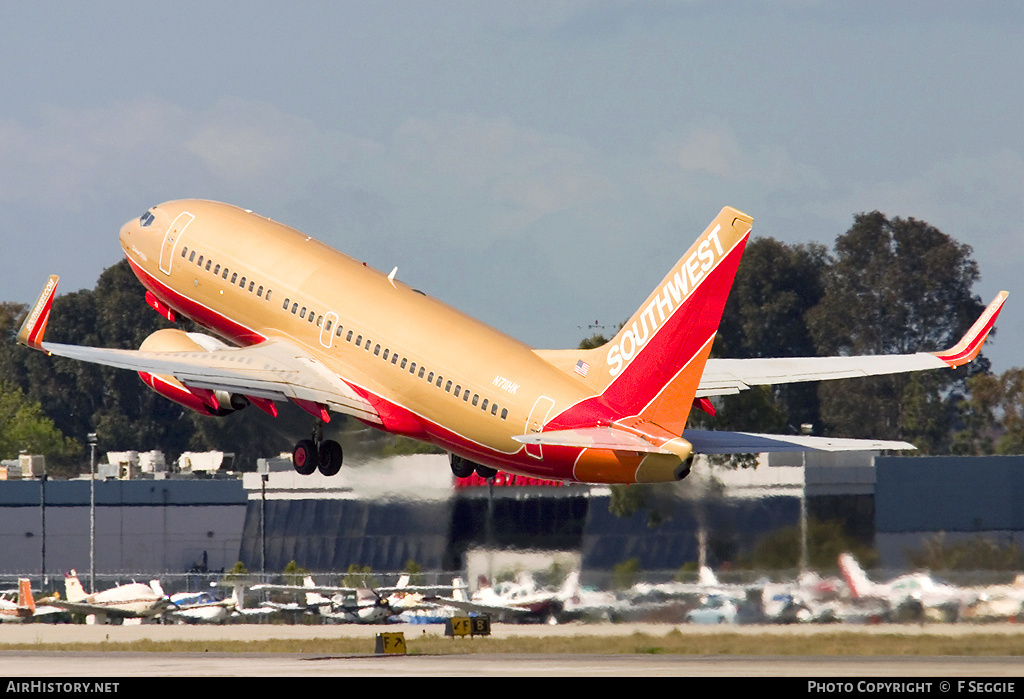 Aircraft Photo of N711HK | Boeing 737-7H4 | Southwest Airlines | AirHistory.net #53323