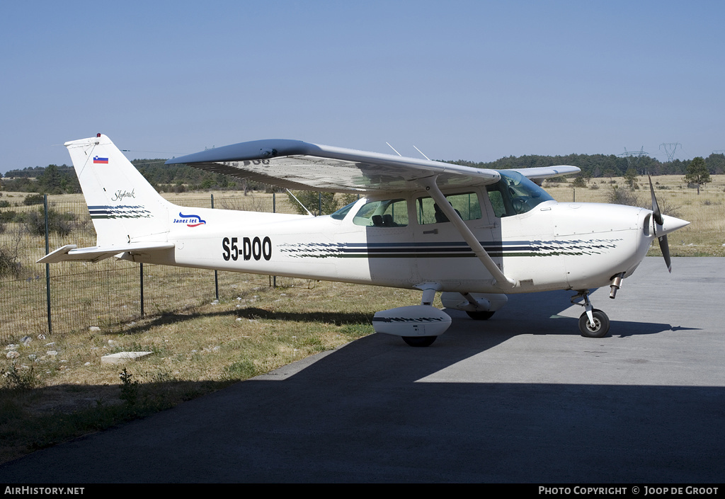 Aircraft Photo of S5-DOO | Cessna 172P Skyhawk | Janez let | AirHistory.net #53327