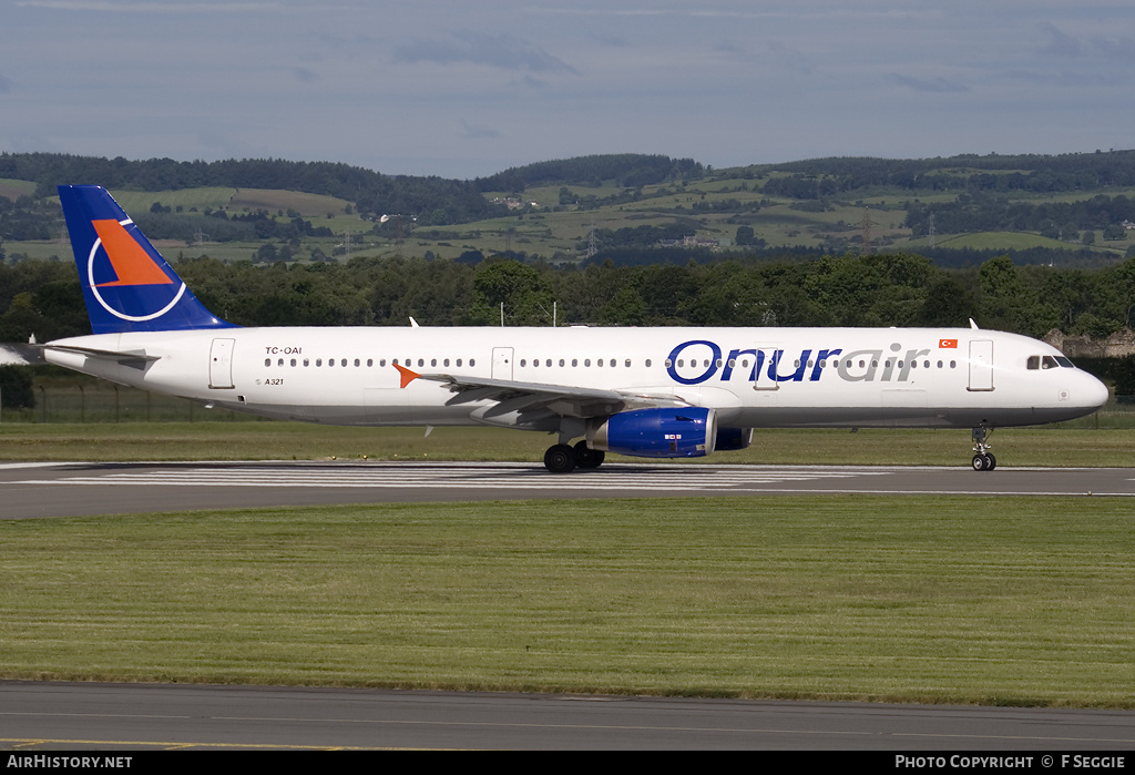 Aircraft Photo of TC-OAI | Airbus A321-231 | Onur Air | AirHistory.net #53367