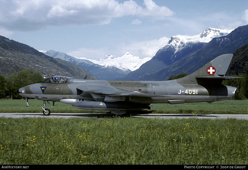Aircraft Photo of J-4091 | Hawker Hunter F58 | Switzerland - Air Force | AirHistory.net #53521