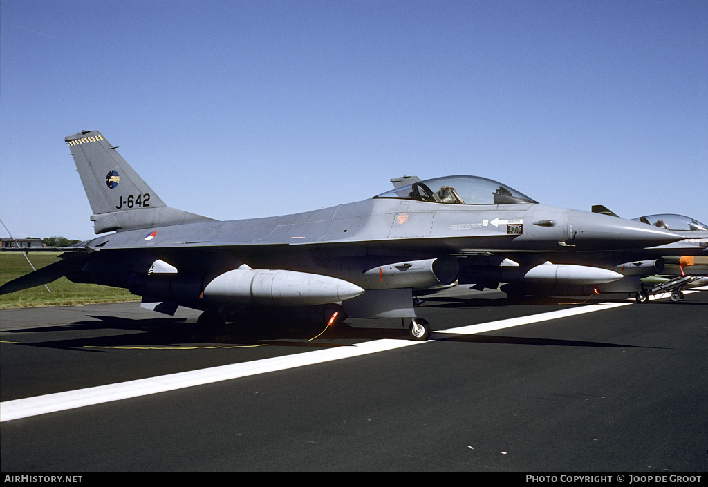 Aircraft Photo of J-642 | General Dynamics F-16A(R) Fighting Falcon | Netherlands - Air Force | AirHistory.net #53670