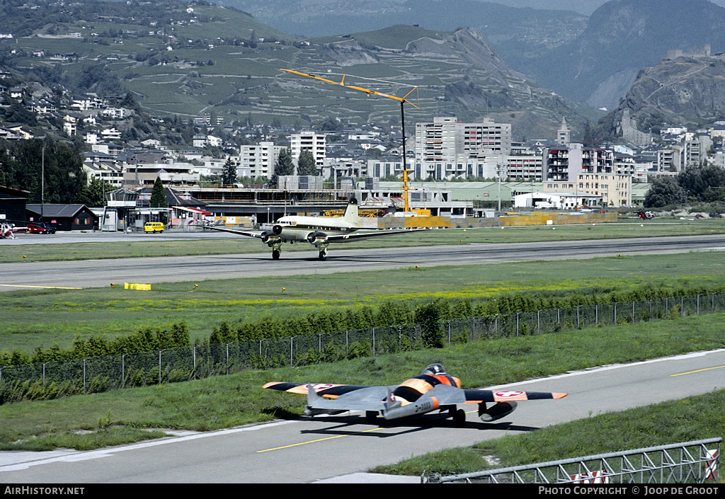 Aircraft Photo of J-1111 | De Havilland D.H. 100 Vampire FB6 | Switzerland - Air Force | AirHistory.net #53862