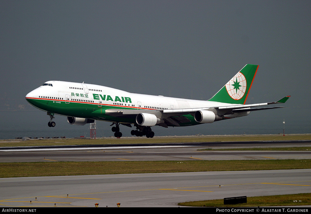 Aircraft Photo of B-16462 | Boeing 747-45EM | EVA Air | AirHistory.net #53937