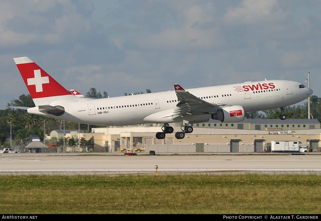 Aircraft Photo of HB-IQJ | Airbus A330-223 | Swiss International Air Lines | AirHistory.net #53949