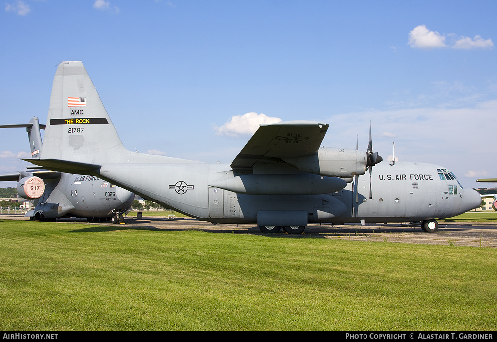 Aircraft Photo of 62-1787 / 21787 | Lockheed C-130E Hercules (L-382) | USA - Air Force | AirHistory.net