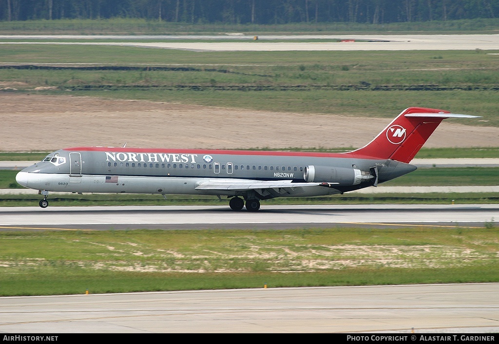 Aircraft Photo of N620NW | McDonnell Douglas DC-9-32 | Northwest Airlines | AirHistory.net #54300