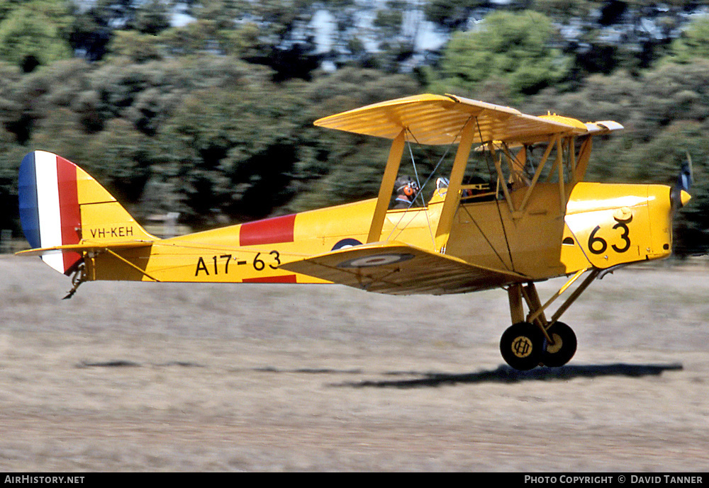 Aircraft Photo of VH-KEH / A17-63 | De Havilland D.H. 82A Tiger Moth | Australia - Air Force | AirHistory.net #54336