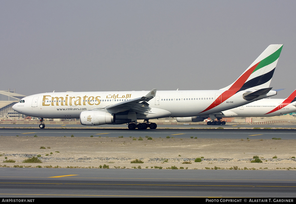 Aircraft Photo of A6-EAE | Airbus A330-243 | Emirates | AirHistory.net #54378