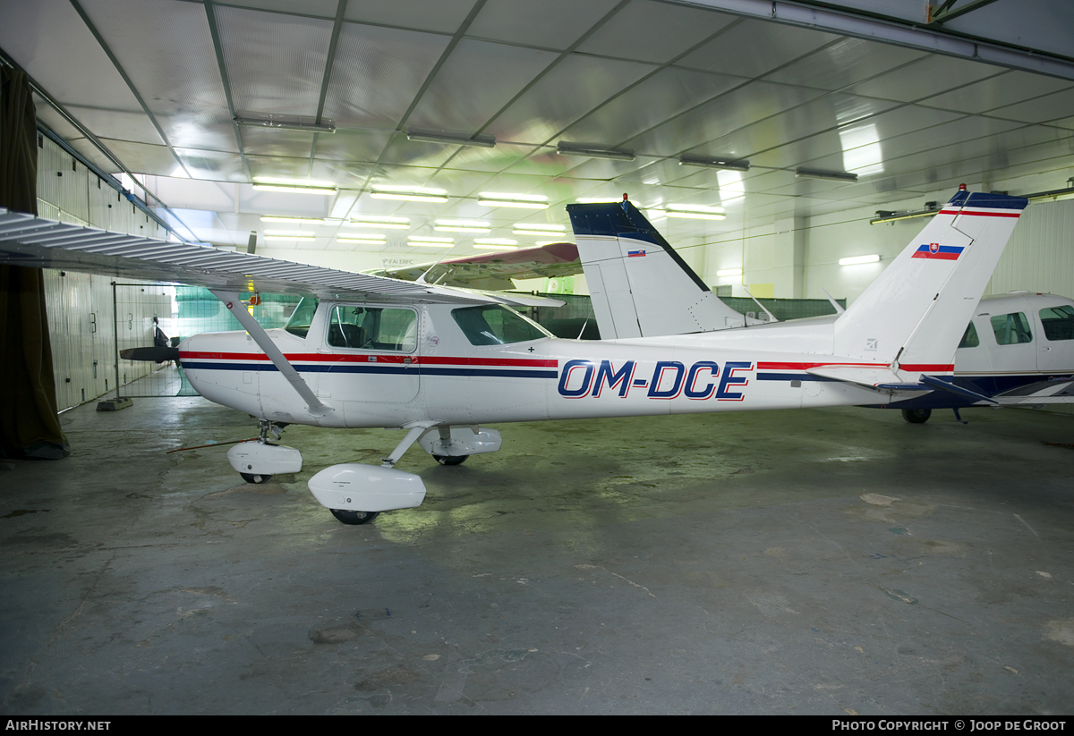 Aircraft Photo of OM-DCE | Cessna 152 | AirHistory.net #54430