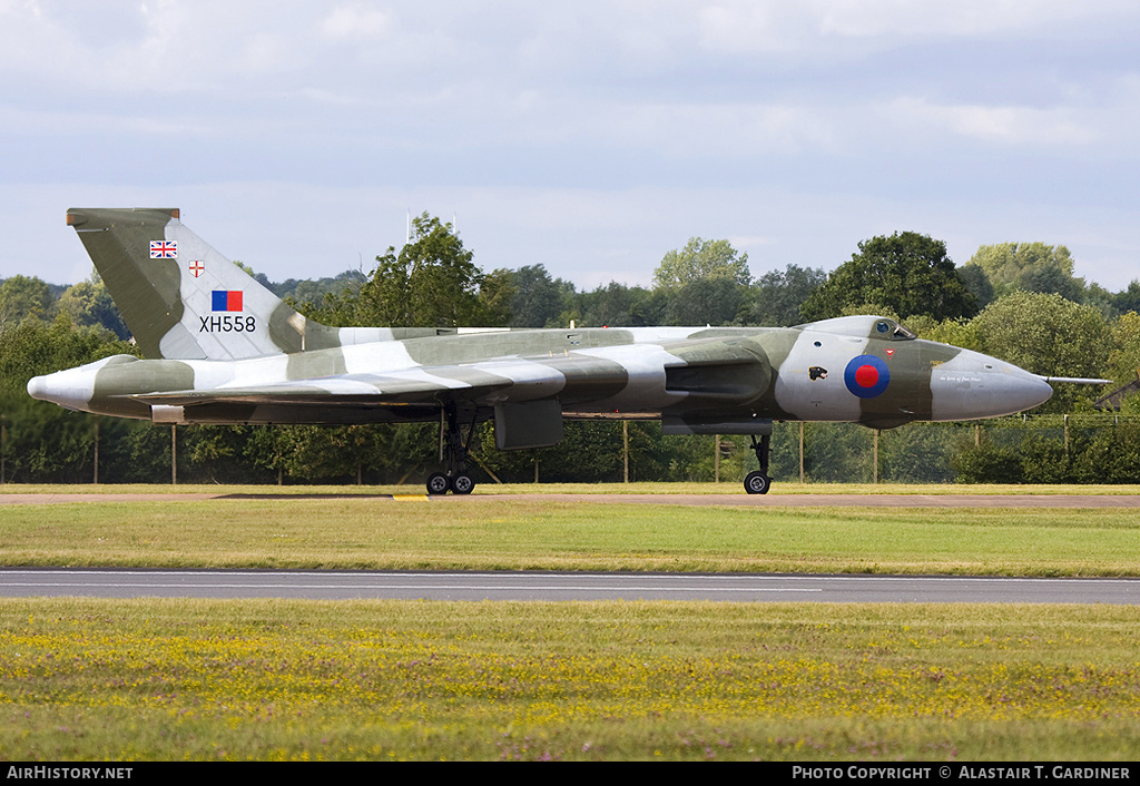 Aircraft Photo of G-VLCN / XH558 | Avro 698 Vulcan B.2 | UK - Air Force | AirHistory.net #54531