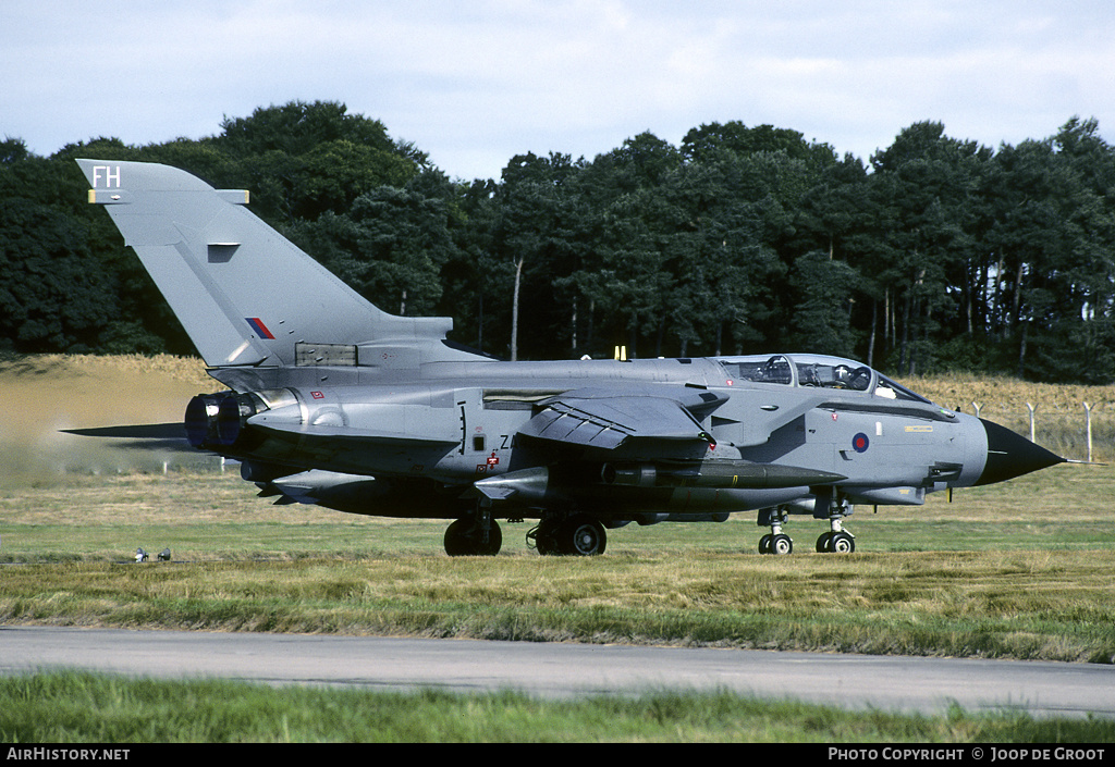 Aircraft Photo of ZA453 | Panavia Tornado GR4 | UK - Air Force | AirHistory.net #54550