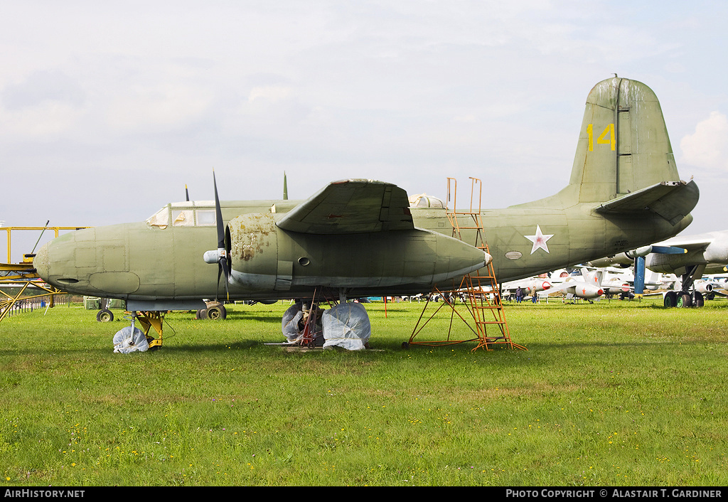 Aircraft Photo of 14 yellow | Douglas A-20G Havoc | Russia - Air Force | AirHistory.net #54554