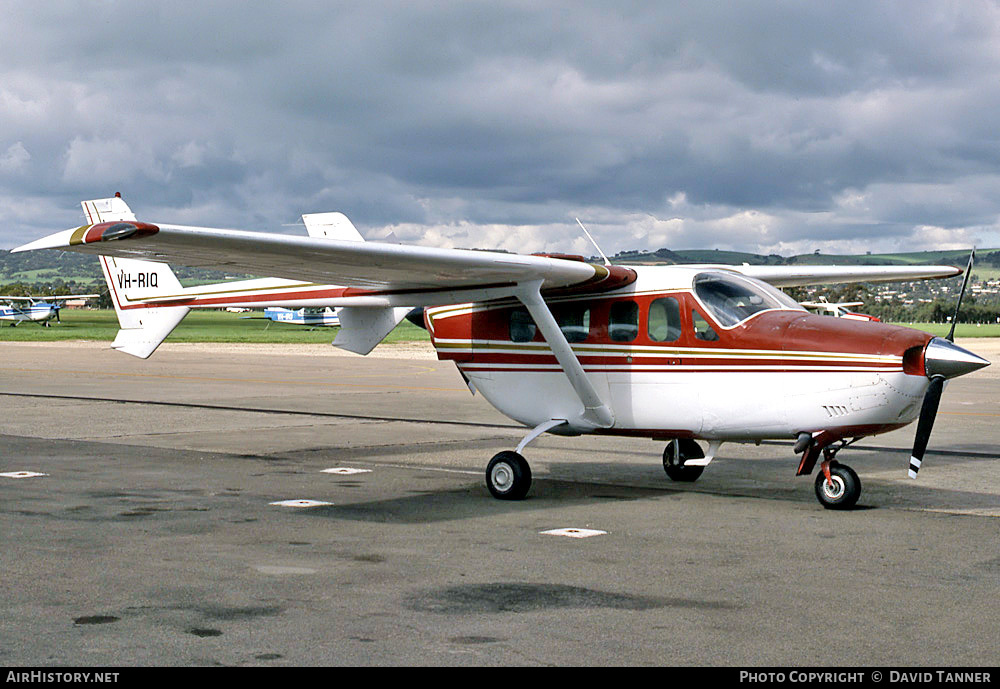 Aircraft Photo of VH-RIQ | Cessna T337G Pressurized Skymaster | AirHistory.net #54670