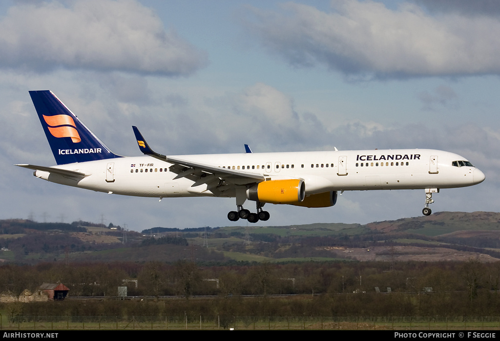 Aircraft Photo of TF-FIR | Boeing 757-256 | Icelandair | AirHistory.net #54731