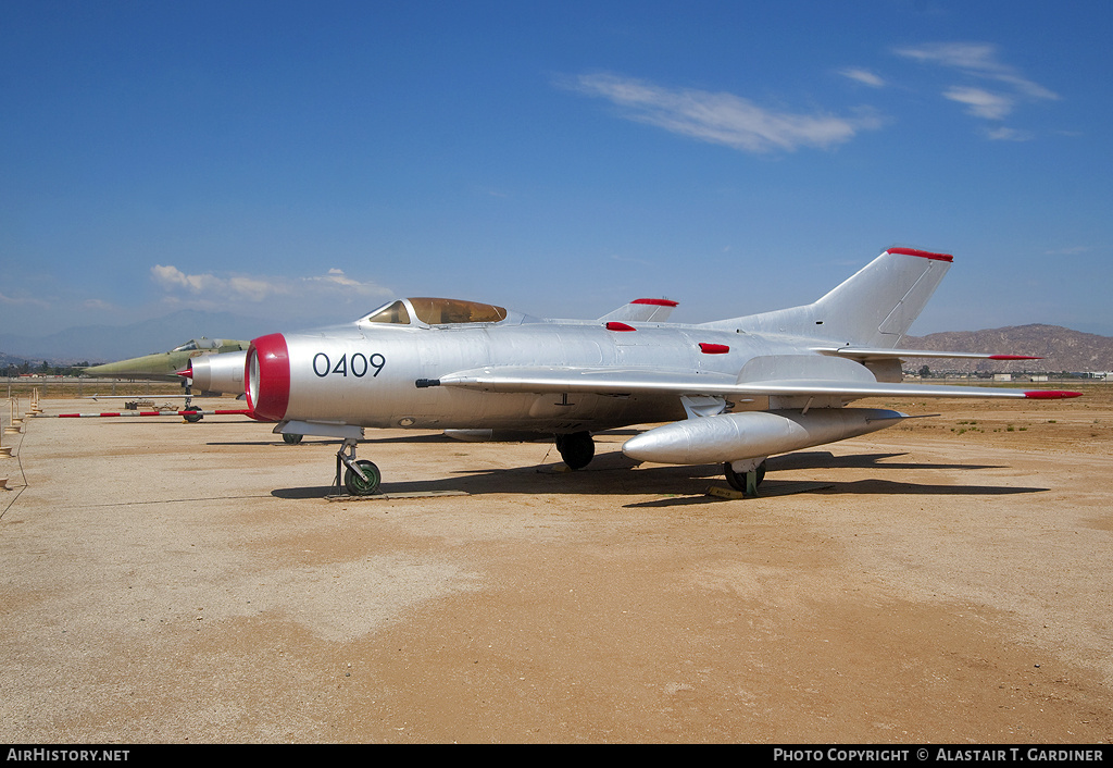 Aircraft Photo of 0409 | Mikoyan-Gurevich MiG-19S | AirHistory.net #54746