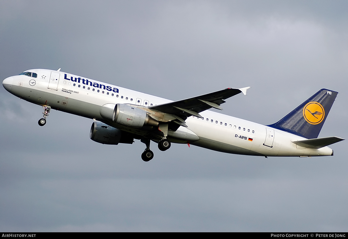 Aircraft Photo of D-AIPB | Airbus A320-211 | Lufthansa | AirHistory.net #54765