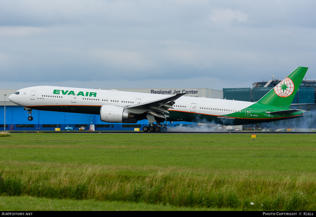 Aircraft Photo of B-16712 | Boeing 777-35E/ER | EVA Air | AirHistory.net #54818