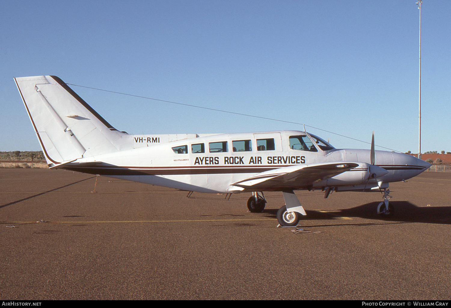 Aircraft Photo of VH-RMI | Cessna 402C Utililiner | Ayers Rock Air Services | AirHistory.net #54922