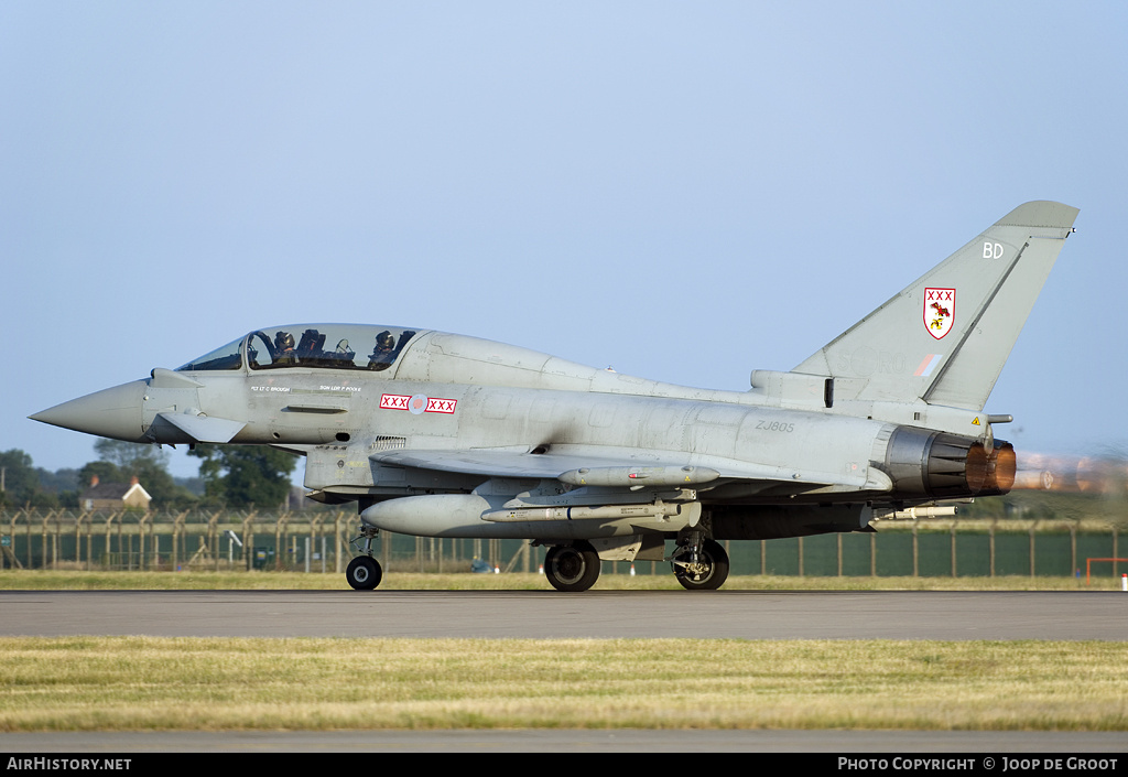 Aircraft Photo of ZJ805 | Eurofighter EF-2000 Typhoon T3 | UK - Air Force | AirHistory.net #54966