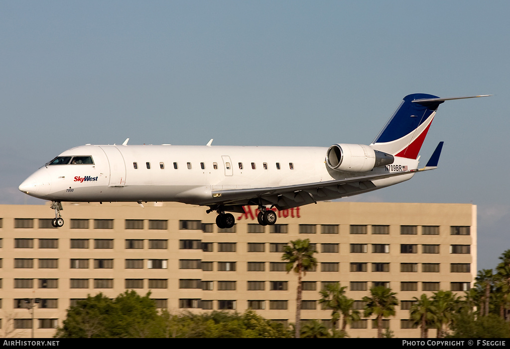 Aircraft Photo of N709BR | Bombardier CRJ-200ER (CL-600-2B19) | SkyWest Airlines | AirHistory.net #55095